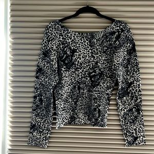 CEST DUO BLOUSE (L) in black and white